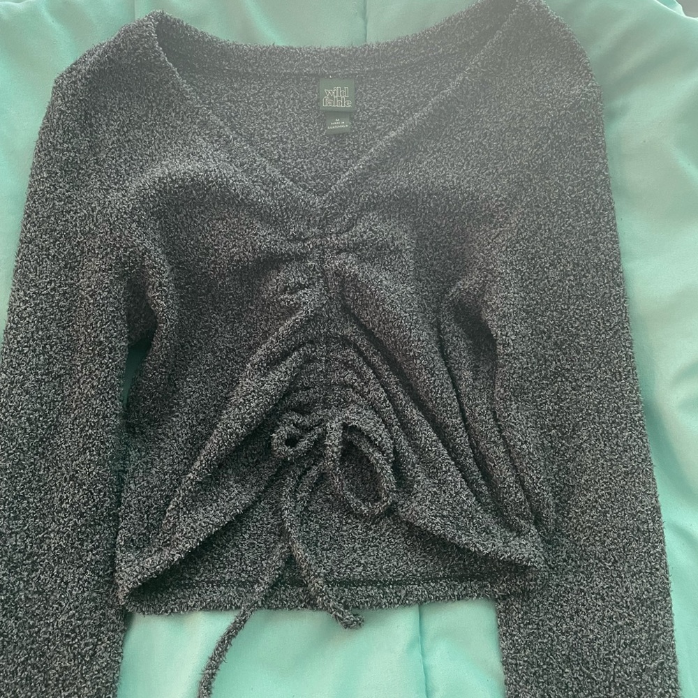 Womens cropped long sleeve